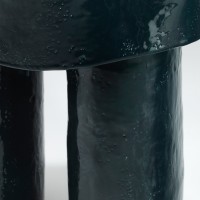 <a href="https://www.galeriegosserez.com/artistes/salomon-celine.html">Céline Salomon</a> - Owen - Tabouret 2 pieds